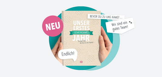 Cover der Neuerscheinung "Unser erstes gemeinsames Jahr" mit passenden Stickern